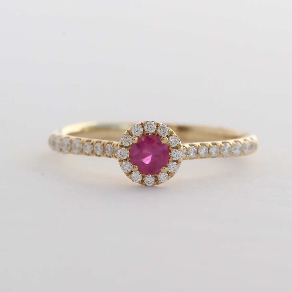 American Jewelry 14k Yellow Gold .19ctw Diamond Ruby Halo Ring