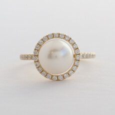 American Jewelry 14k Yellow Gold .37ctw Diamond Akoya Pearl Halo Ring