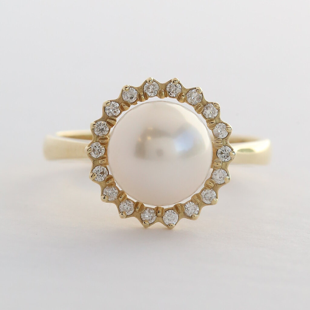 American Jewelry 14k Yellow Gold Diamond & Akoya Pearl Halo Ring
