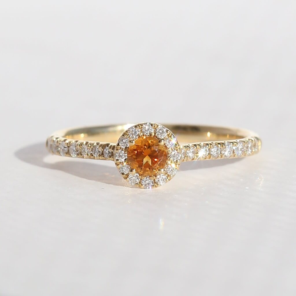American Jewelry 14k Yellow Gold .19ctw Citrine Diamond Round Halo Ring
