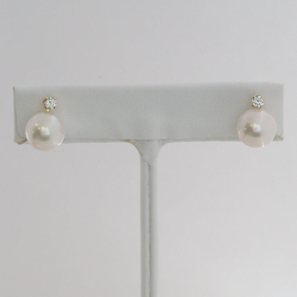 American Jewelry 14k Yellow Gold 9.5-10mm Akoya Pearl .20ct Diamond Accent Stud Earrings
