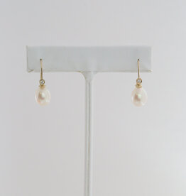 American Jewelry 14k Yellow Gold .10ct Diamond Accent Akoya Pearl Dangle Earrings