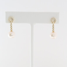 American Jewelry 14k Yellow Gold .33ctw Diamond Akoya Pearl Dangle Earrings