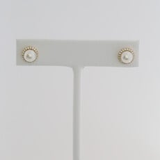 American Jewelry 14k Yellow Gold .19ctw Diamond Akoya Pearl Stud Earrings