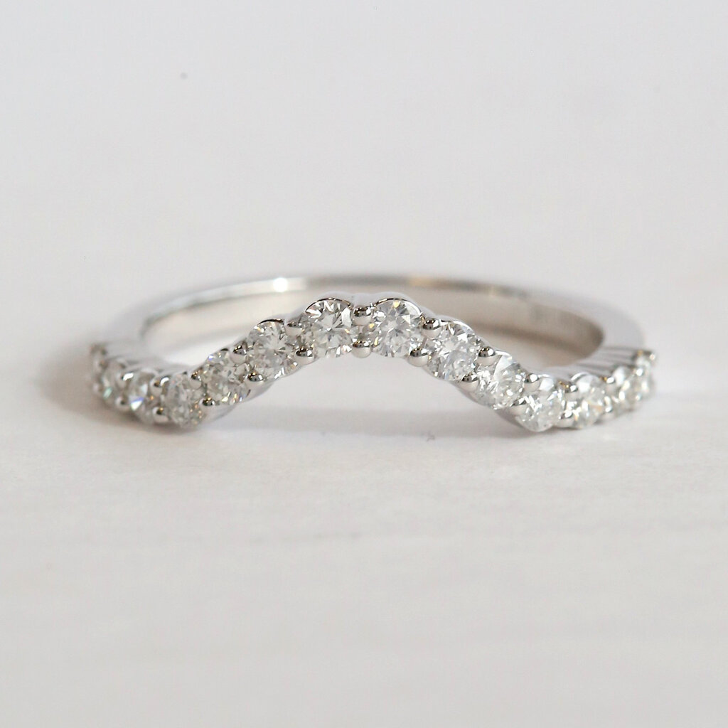 American Jewelry 14k White Gold .44ctw Diamond Curved Contour Wedding Band