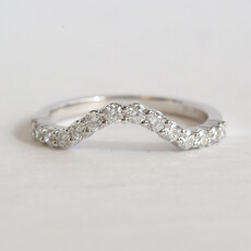American Jewelry 14k White Gold .44ctw Diamond Curved Contour Wedding Band