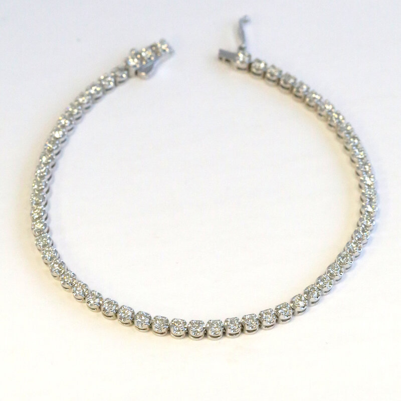 American Jewelry 14k White Gold 2.27ctw Diamond Tennis Bracelet (7")
