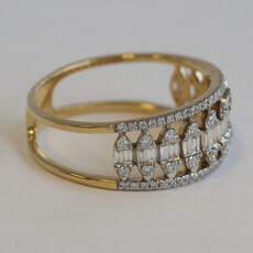 American Jewelry 14k Yellow Gold .64ctw Diamond Baguette & Round Band Ring