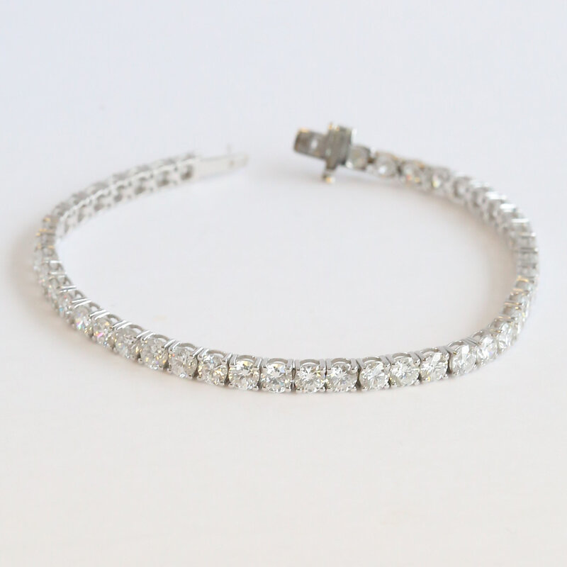 American Jewelry 14k White Gold 10ctw Lab Grown Diamond Tennis Bracelet (8")
