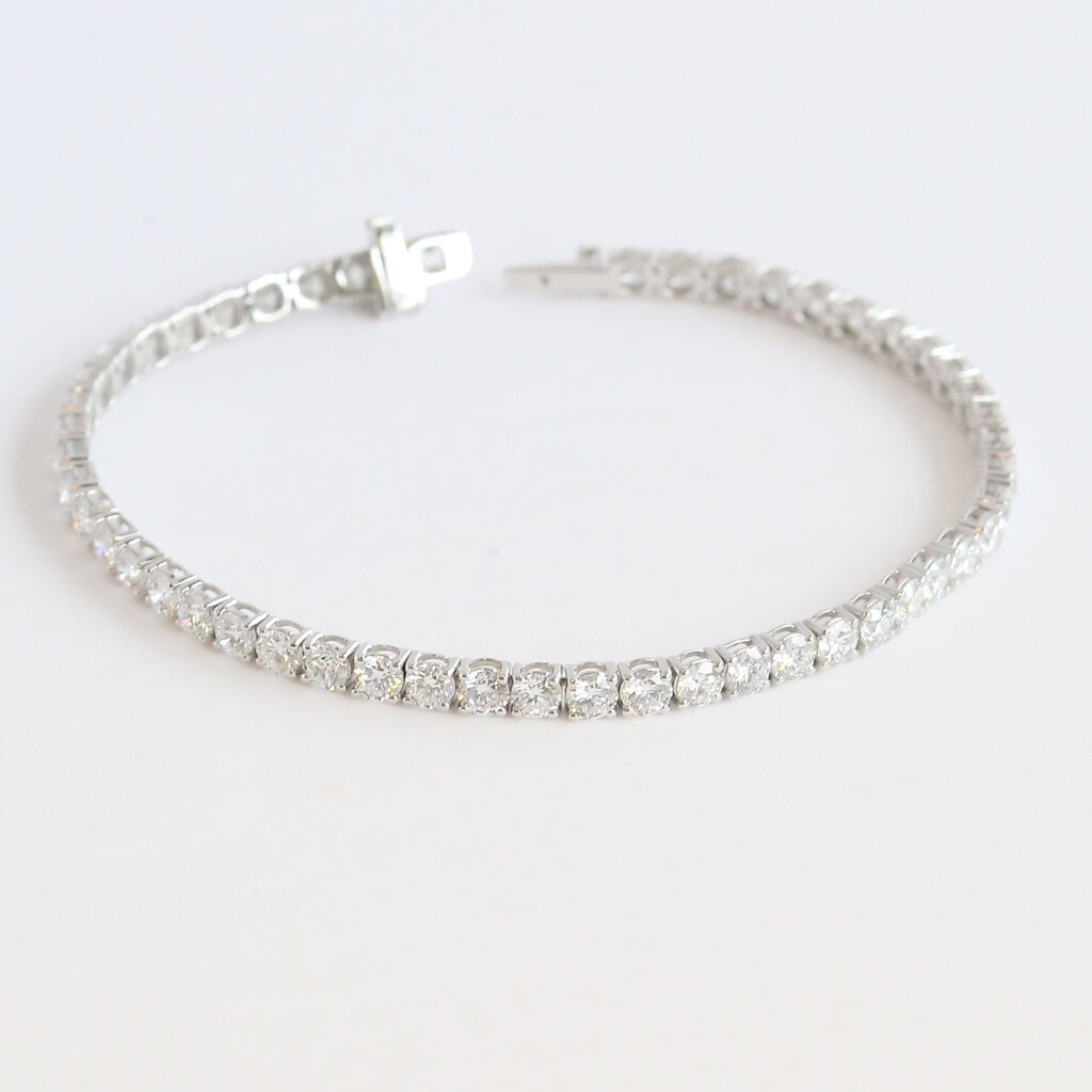American Jewelry 14k White Gold 7ctw Lab Grown Diamond Tennis Bracelet (8")