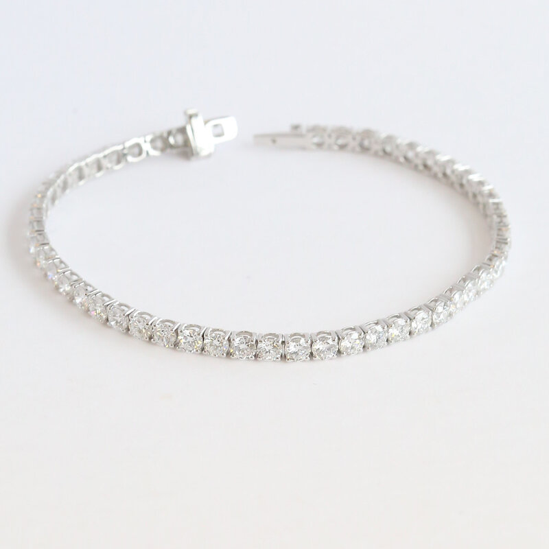 American Jewelry 14k White Gold 7ctw Lab Grown Diamond Tennis Bracelet (8")