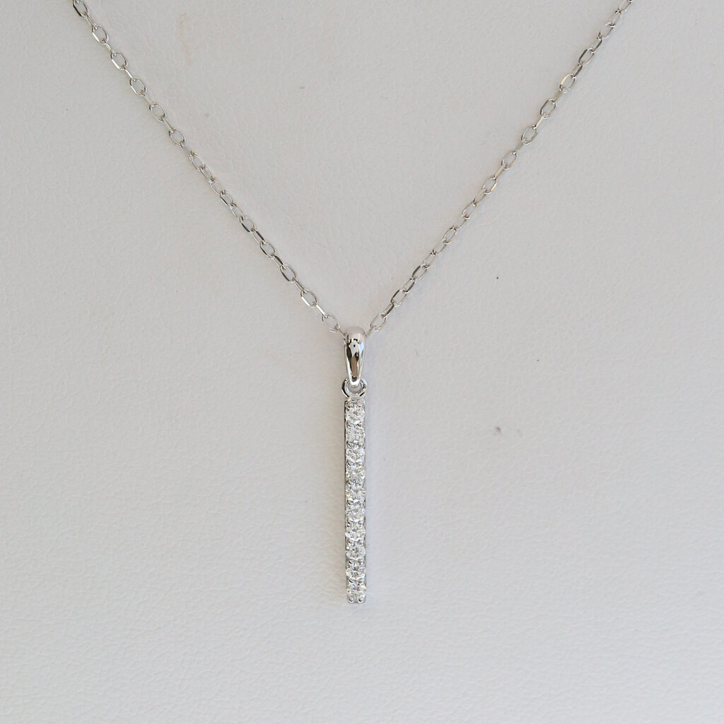American Jewelry 14k White Gold .15ctw Diamond Bar Necklace