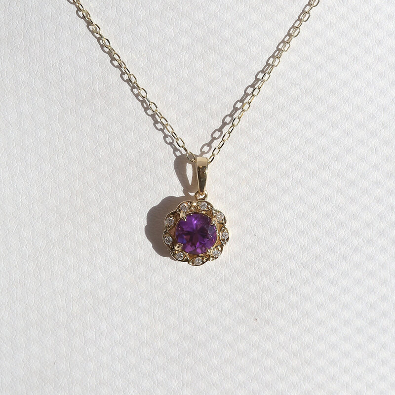 American Jewelry 14k Yellow Gold 1.37ct Amethyst .05ctw Diamond Round Halo Necklace