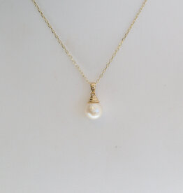 American Jewelry 14k Yellow Gold 7.5-8mm Akoya Pearl Necklace