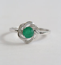 American Jewelry 14k White Gold .72ct Emerald .05ctw Diamond Accent Swirl Ring