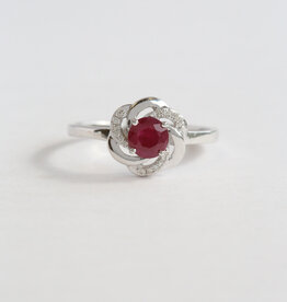 American Jewelry 14k White Gold .72ct Ruby .05ctw Diamond Swirl Ring