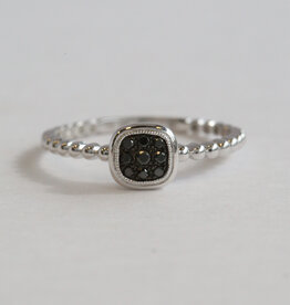 American Jewelry 14k White Gold .08ctw Diamond Petite Ring Beaded Ring