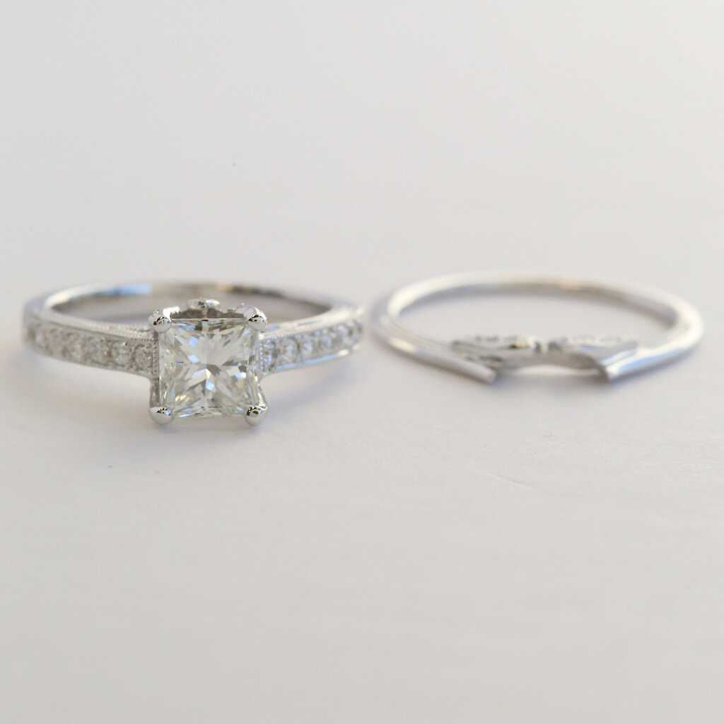 American Jewelry 18k White Gold 1.42ctw (1.05 I/VS2 GIA Ctr) Princess Cut Diamond Solitaire Engagement Ring Wedding Band Set