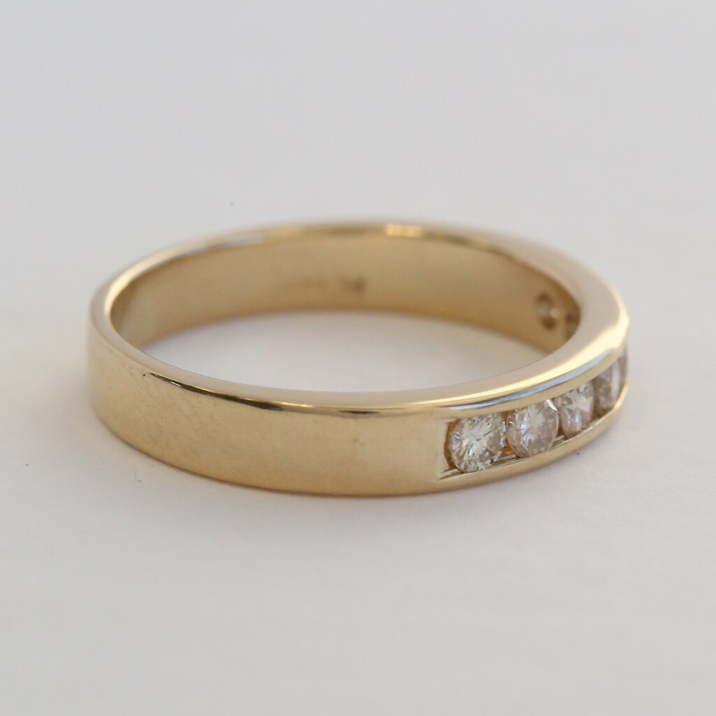 American Jewelry ESTATE 14K Yellow Gold 1/2ctw Diamond Channel Set Wedding Band