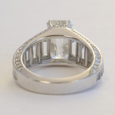 American Jewelry 14k White Gold 6.50ctw (2.00 F/VS1 Ctr) Lab Grown Modified Emerald & Tapered Baguette Engagement Ring