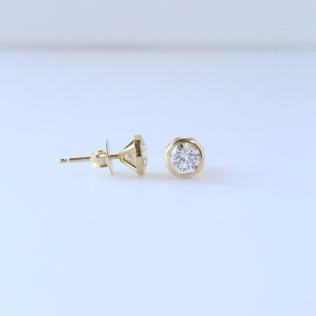 14k Yellow Gold 1ctw Lab Grown Diamond Bezel Martini Stud Earrings