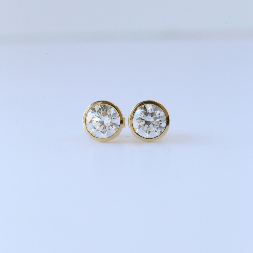 American Jewelry 14k Yellow Gold 1.50ctw Lab Grown Diamond Bezel Martini Stud Earrings