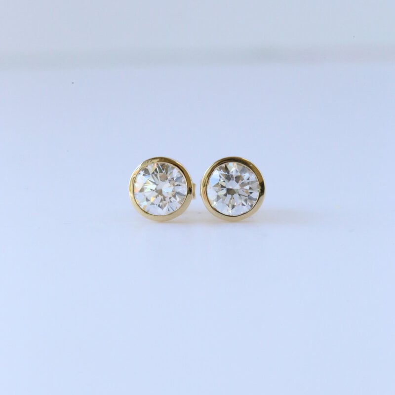 American Jewelry 14k Yellow Gold 1.50ctw Lab Grown Diamond Bezel Martini Stud Earrings