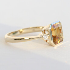 American Jewelry 14k Yellow Gold 3.25ct Citrine .05ctw Diamond Accent Ring