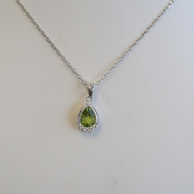 American Jewelry 14k White Gold .69ct Peridot .09ctw Diamond Pear Milgrain Necklace