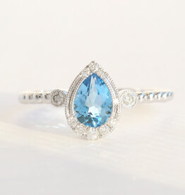 American Jewelry 14k White Gold .69ct Blue Topaz .12ctw Diamond Pear Milgrain Ring