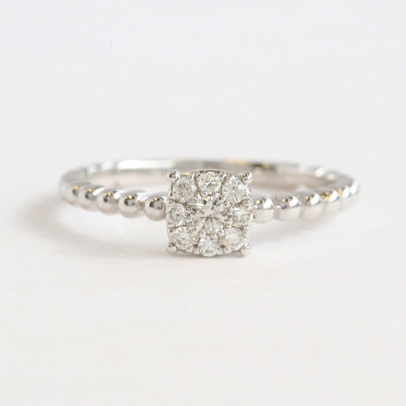 American Jewelry 18k White Gold .73ctw Diamond Cluster Beaded Ring
