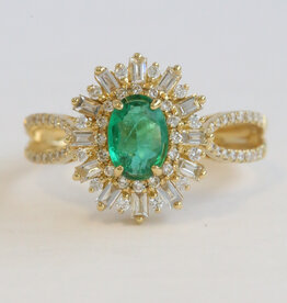 American Jewelry 18k Yellow Gold .53ctw Diamond .58ct Emerald Oval Halo Split Shank Ring