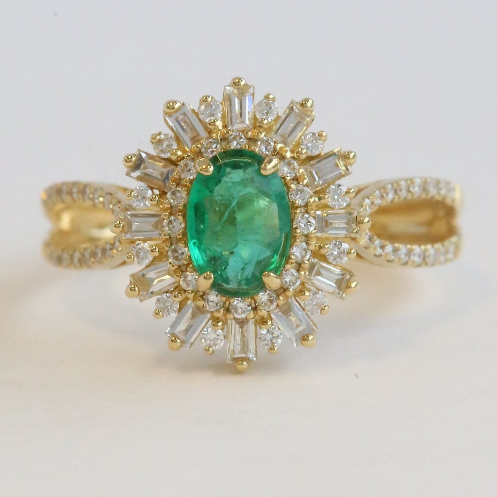 American Jewelry 18k Yellow Gold .53ctw Diamond .58ct Emerald Oval Halo Split Shank Ring