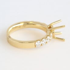American Jewelry 18k Yellow Gold .85ctw Diamond Accented Solitaire Semi Mount Engagement Ring