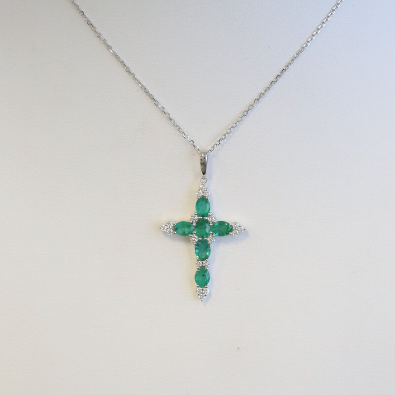 American Jewelry 14k White Gold 1.47ctw Emerald .20ctw Diamond Cross Necklace