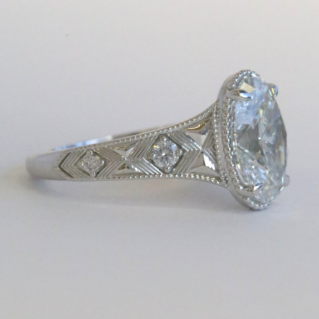 American Jewelry 14k White Gold 3.07ctw (3.02 F/VS1 IGI Ctr) Accented Solitaire Tapered Engagement Ring