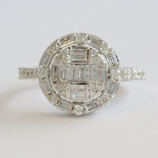 American Jewelry 14k White Gold 1.14ctw Baguette & Round Diamond Halo Ring
