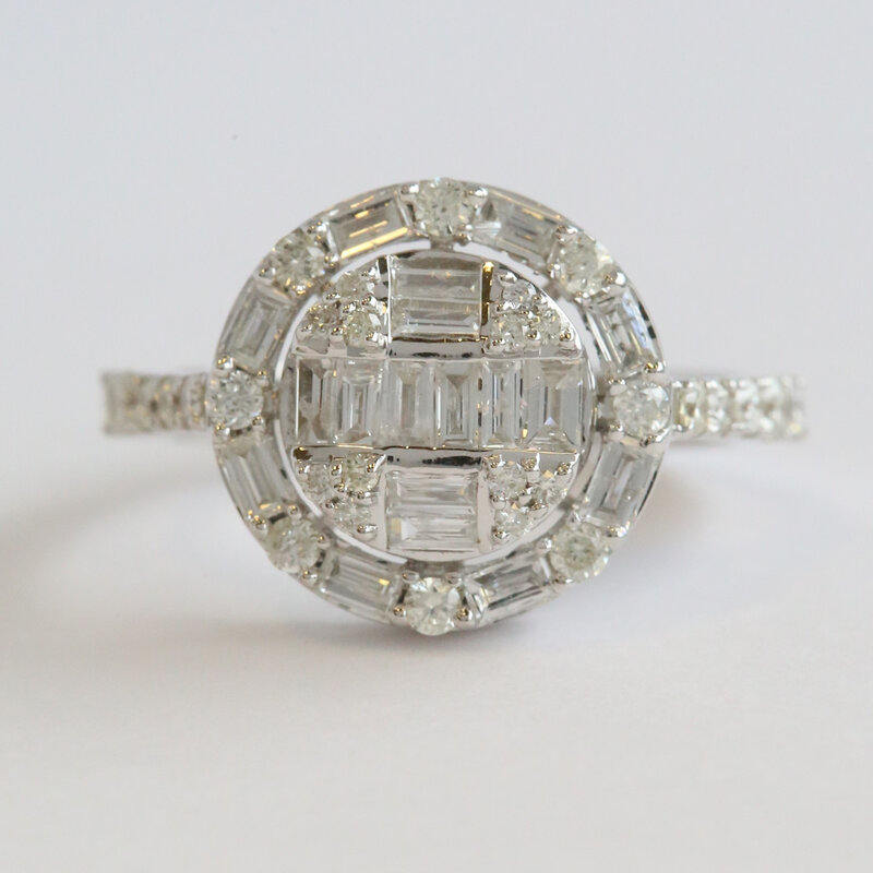 American Jewelry 14k White Gold 1.14ctw Baguette & Round Diamond Halo Ring