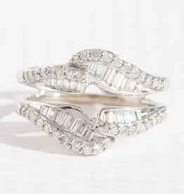 American Jewelry ESTATE 14K White Gold .50ctw Diamond  Baguette & Round Cut Ring Guard