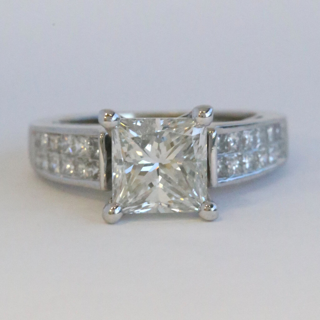 American Jewelry 14k White Gold  Approx 4.18ctw (3.18 I/I1 Ctr)Princess Cut Diamond Accented Engagement Ring