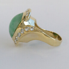 American Jewelry ESTATE Yellow Gold Jade & Approx 2ctw Diamond Cabachon Oval Ring