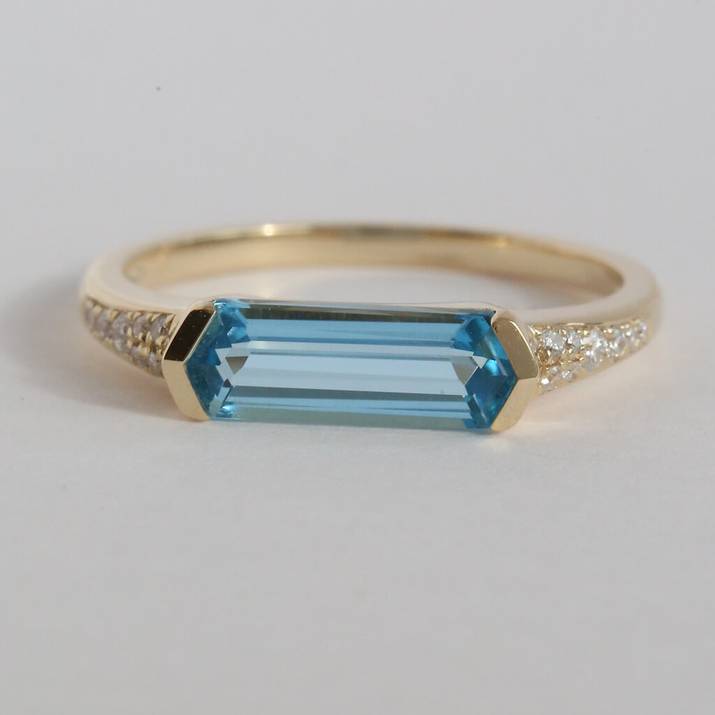 American Jewelry 14k Yellow Gold 1.71ct Blue Topaz .08ctw Diamond Accent Elongated Hexagon Ring