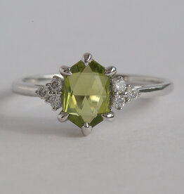 American Jewelry 14k White Gold 1.09ct Peridot.12ctw Diamond Accent hexagon Ring