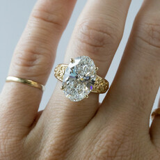 American Jewelry 14k Yellow Gold 7.01ct E/VVS2 Lab Grown Oval Filigree Solitaire Engagement Ring (Size 6.5)