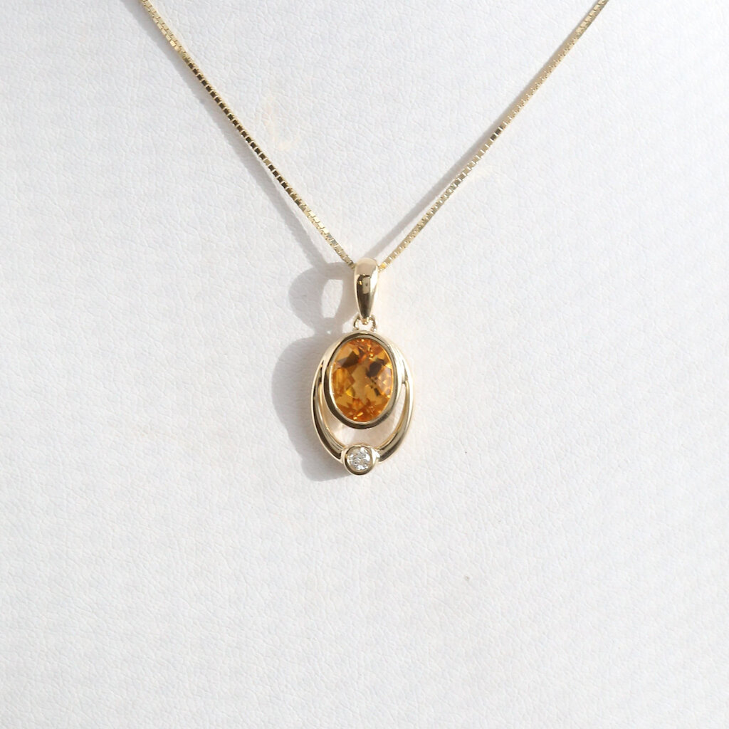 American Jewelry 14k Yellow Gold 1.45ct Citrine .04ct Diamond Accent Bezel Oval Necklace