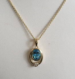 American Jewelry 14k Yellow Gold 1.45ct Blue Topaz .04ct Diamond Accent Oval Bezel Necklace