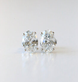 14k White Gold 2.31ctw IGI D/VS1 LG Oval Diamond Martini Set Stud Earrings