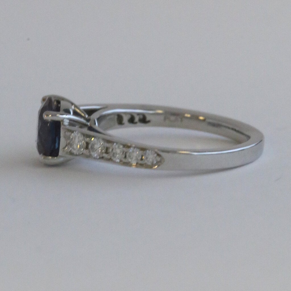 American Jewelry Platinum 1.4ct Lab Grown Alexandrite .35ctw Diamond Solitaire Cathedral Ring