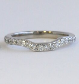 American Jewelry 14k White Gold .50ctw Diamond Curved Wedding Band Ring