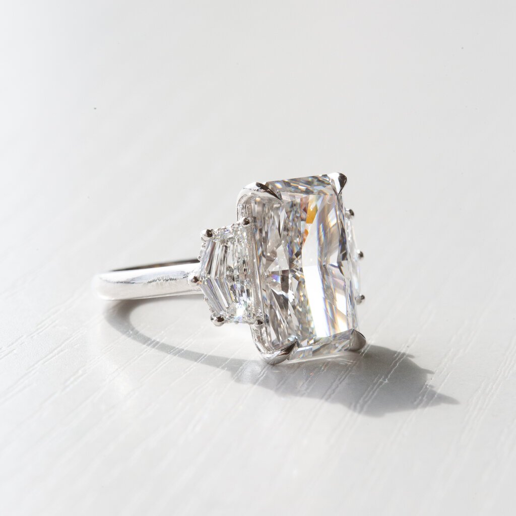 American Jewelry Platinum 11.12ctw F/VS1 IGI 3-Stone Radiant and Cadillac Hidden Halo Engagement Ring (Size 6)